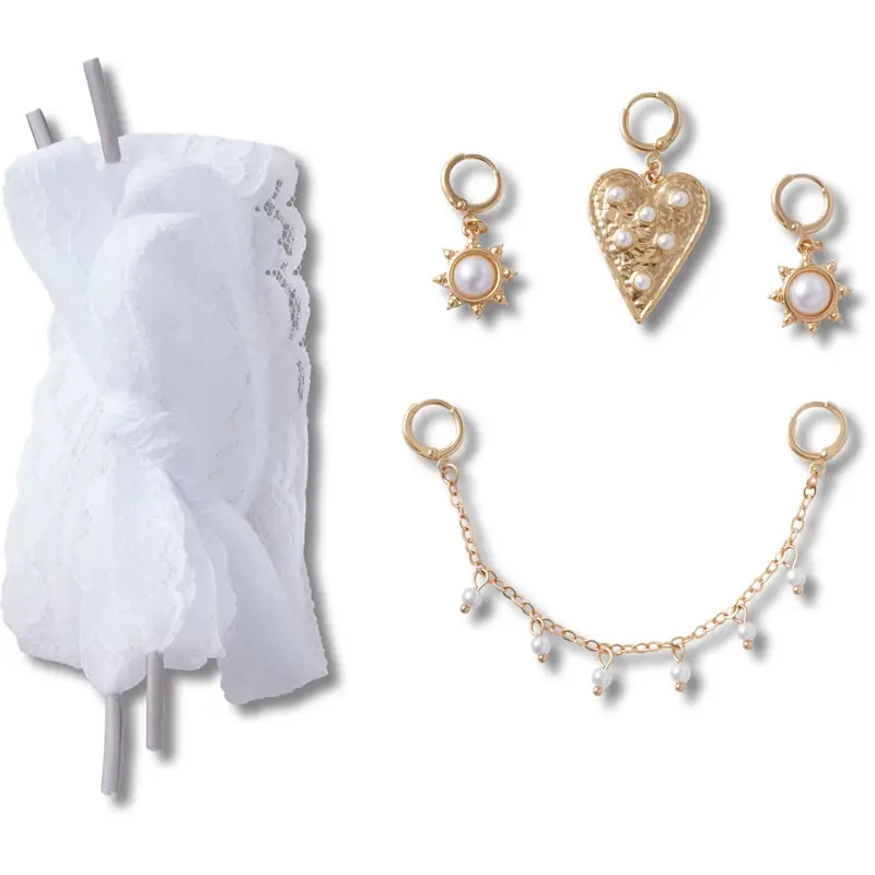 Laces & Pearl Chain