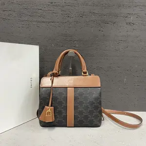 Pre-owned Celine Leather Shoulder Bags 7.8'' R7149 Shoulder Bag C14306738290 0321 T1 Chloe