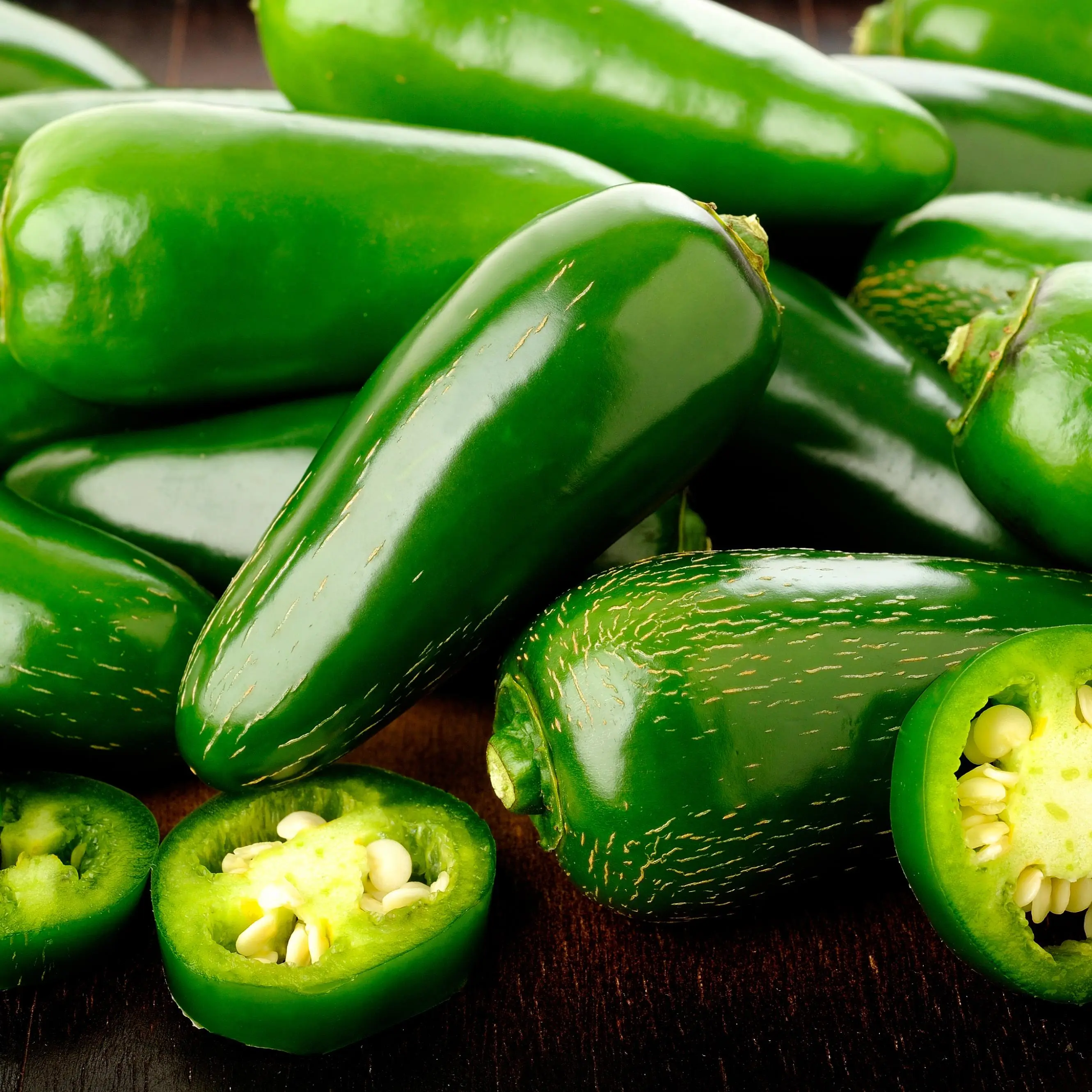Organic Early Jalapeno Pepper Seeds (Capsicum annuum) – Early-Maturing Variety, Classic Jalapeno Flavor, Great for Salsas and Pickling – 10+ Seeds