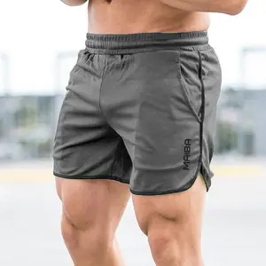 Breathable Sports Shorts - Comfortable Fit, Breathable Fabric, Ideal for Active Lifestyle, Model: Breathable Sports Shorts