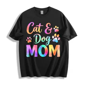Colorful Graphic Unisex T-Shirt Cat And Dog Mom Design For Pet Lovers Summer Wear Perfect Gift For Animal Enthusiasts