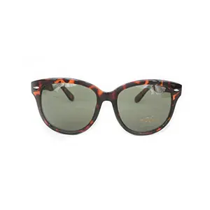 Holly Iconic Tortoise Shell Cat-Eye Sunglasses – Audrey-Inspired Glam for Halloween & Timeless Style