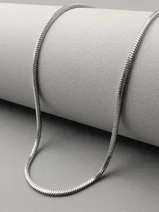 A stylish hip-hop stainless steel unisex square snake chain necklace—perfect for everyday wear or special occasion outfits—an ideal gift for holidays, anniversaries, or birthdays—hypoallergenic, waterproof, and fade-resistant jewelry