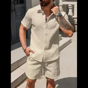 2025 Men’s Trend Two-Piece Set: Single-breasted short-sleeve shirt and textured shorts, cream-colored, comfortable and breathable men’s outfit