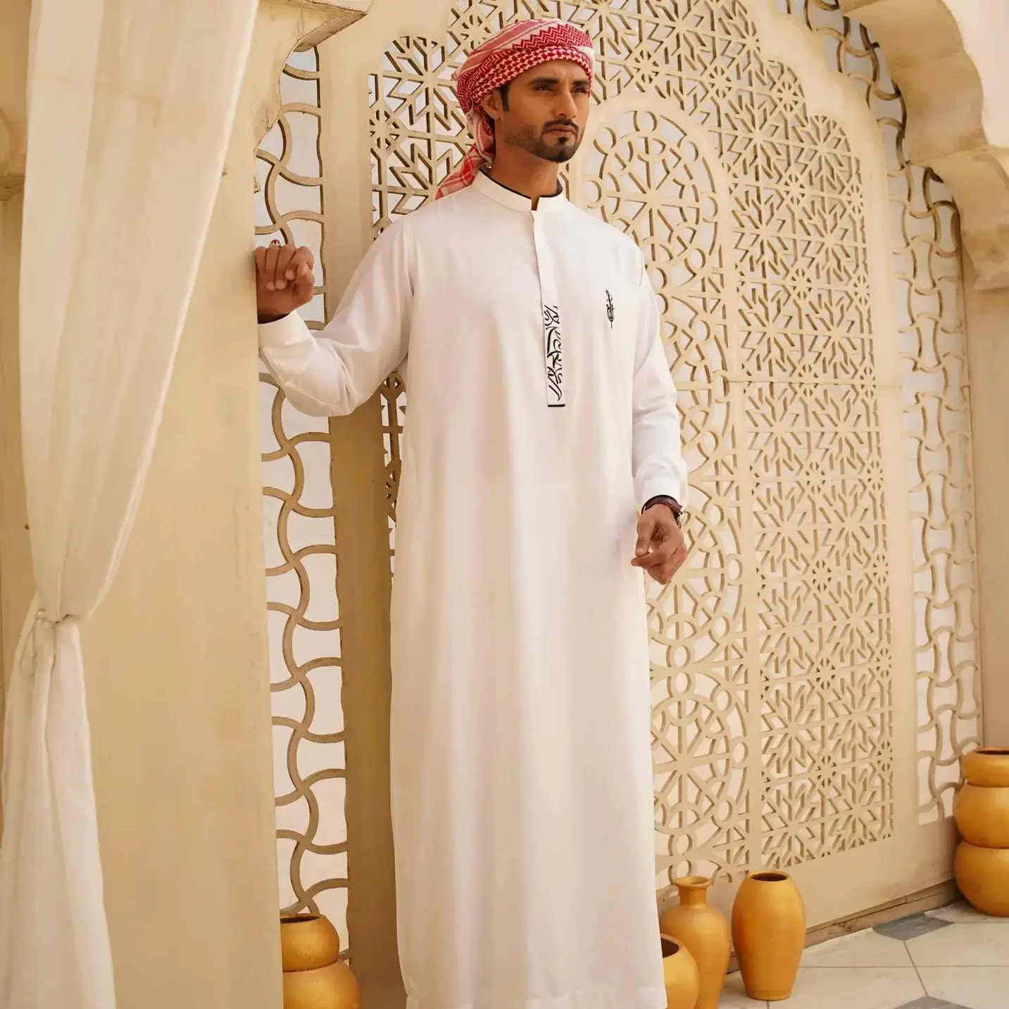 Adam White - Traditional Arabic Outfit with Long Sleeves and Headband