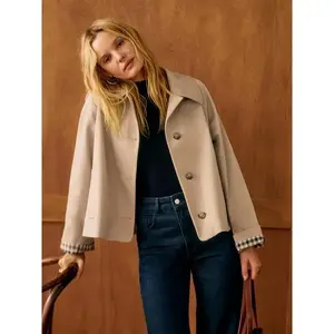Women's British Style Single-Breasted Loose Short Coat - Elegant Solid Color Machine Washable Jacket with Structured Shoulder Design, Suitable for Casual and Formal Outfits, Classic Collar Design, Exquisite Cuffs Womenswear Tops