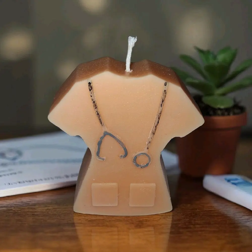 Nurse Scrubs Shaped Scented Candle - Unique Design with Stethoscope and Pocket Details - Perfect for Nurses and Healthcare Enthusiasts
