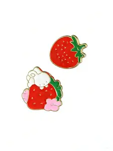 2-Pack Enamel Zinc Alloy Rabbit and Strawberry Brooches, Durable Metal Pins, Cute Versatile Fashion Accessory for All Seasons, Perfect Gift Choice