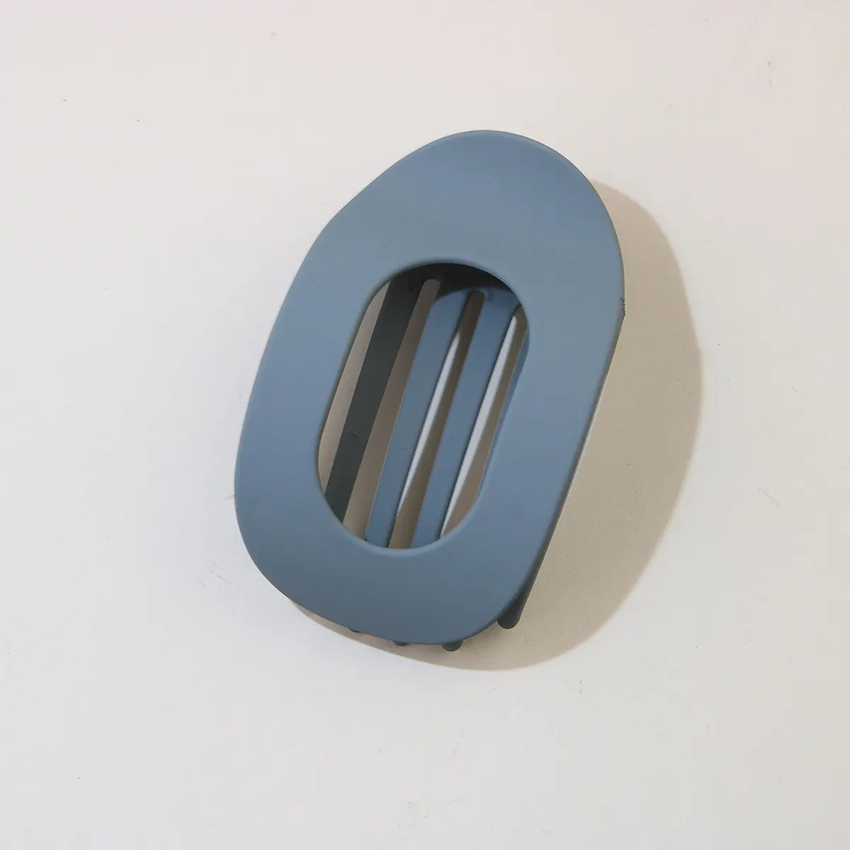 #25 matte dark gray blue [oval duck clip