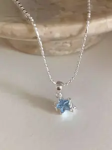 Elegant Blue Star Pendant Necklace for Women, Fashionable Y2K Style, Versatile Daily Wear, Perfect Party Accessory, Exquisite Chain Jewelry