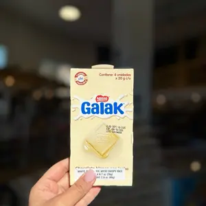 Nestlé Galak chocolate Blanco con leche y cereales de arroz ( White Chocolate with crispy Rice) Pack 4