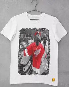 Tupac Shakur Red Wings T shirt 2pac Mens T-shirt, Graphic T-shirt Size S-6XL, All Colors, Gift for Women Men, Made In USA, US Size S-6XL, 100% cotton, Classic Fit, Unisex T-Shirt
