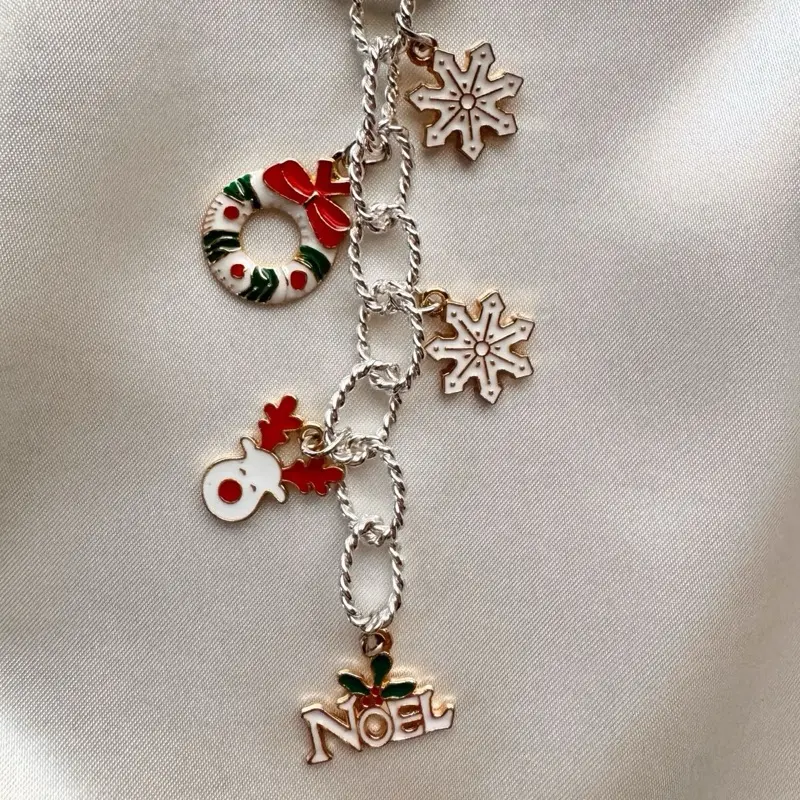 The White Christmas Charm