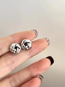 Hollow out and twisted metal Fried Dough Twists earrings are high grade, light and luxurious, small and exquisite ear accessories, suitable for daily wear, holiday dating and other occasions, and also a small surprise gift.