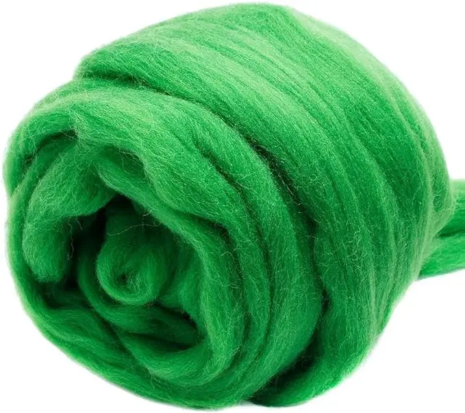 3.53oz Wool Roving Yarn, Fiber Roving Wool Top, Wool Felting Supplies, Pure Wool, Chunky Yarn, Spinning Wool Roving for Needle Felting Wet Felting DIY Hand Spinning (Green)