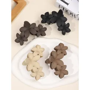 Matte anti slip hair clip fashionable daily accessory, suitable for women's daily casual wear, brown simple and elegant three flower fashionable ceramic tile claw clip suitable for all hairstyles