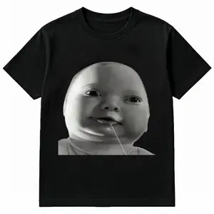 Funny AI Baby Laughing Meme Viral Trendy T-Shirt Suitable for Casual Wear and Fashionable Outfits Comfortable Breathable Design Pure Cotton Fabric Soft Lightweight Loose Round Neck Crewneck Personalized Emoji