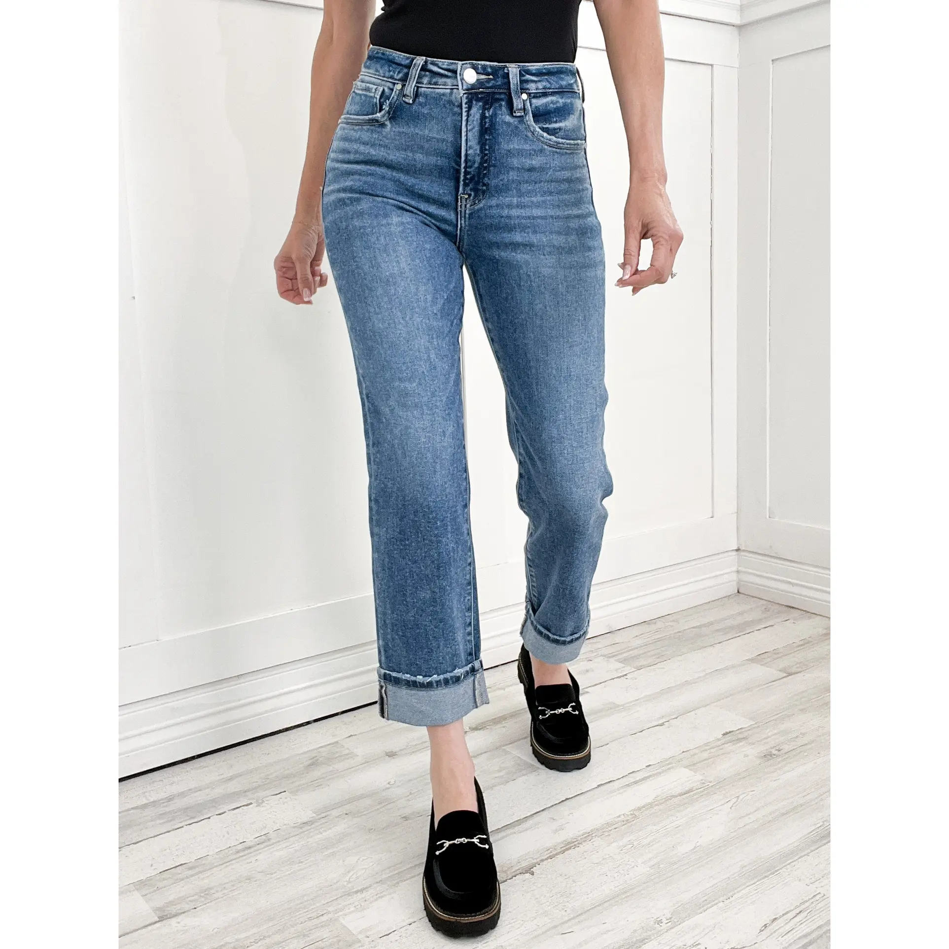 Risen FREESTYLE Tummy Control Hi-Rise Cropped Straight Jeans