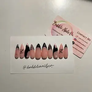 BubbleNailsCo CUSTOMIZABLE initial Handmade Press-Ons !!PLEASE READ!! put the initial you want in the order comments reusable nail