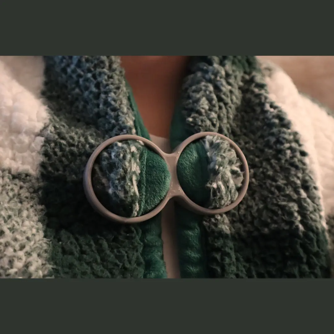 Blanket Clip Blanket Holder - Increased Coziness and Productivity - Accessory