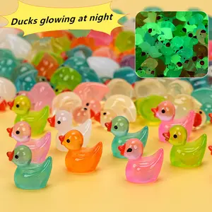 20 Glow-In-The-Dark Mini Ducks, Resin Duckies, Realistic Baby Ducks Party Gifts, Perfect for Weddings & Parties