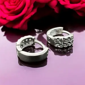 HUGGIE BRACELET WITH PEARLS IN MEXICAN SILVER .925