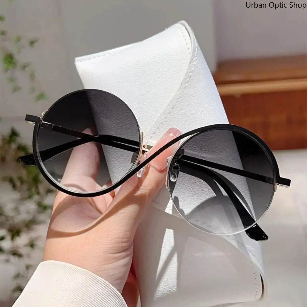 XUH Unisex UV Blocking Sunglasses, Retro Round Semi-Rimless Lightweight Durable Sunglasses Frames for Trendy Outdoor Wear, Trendy Casual Sunglasses