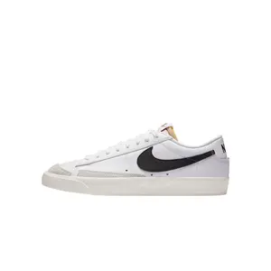 Nike Men's Blazer Low '77 Vintage Sneaker