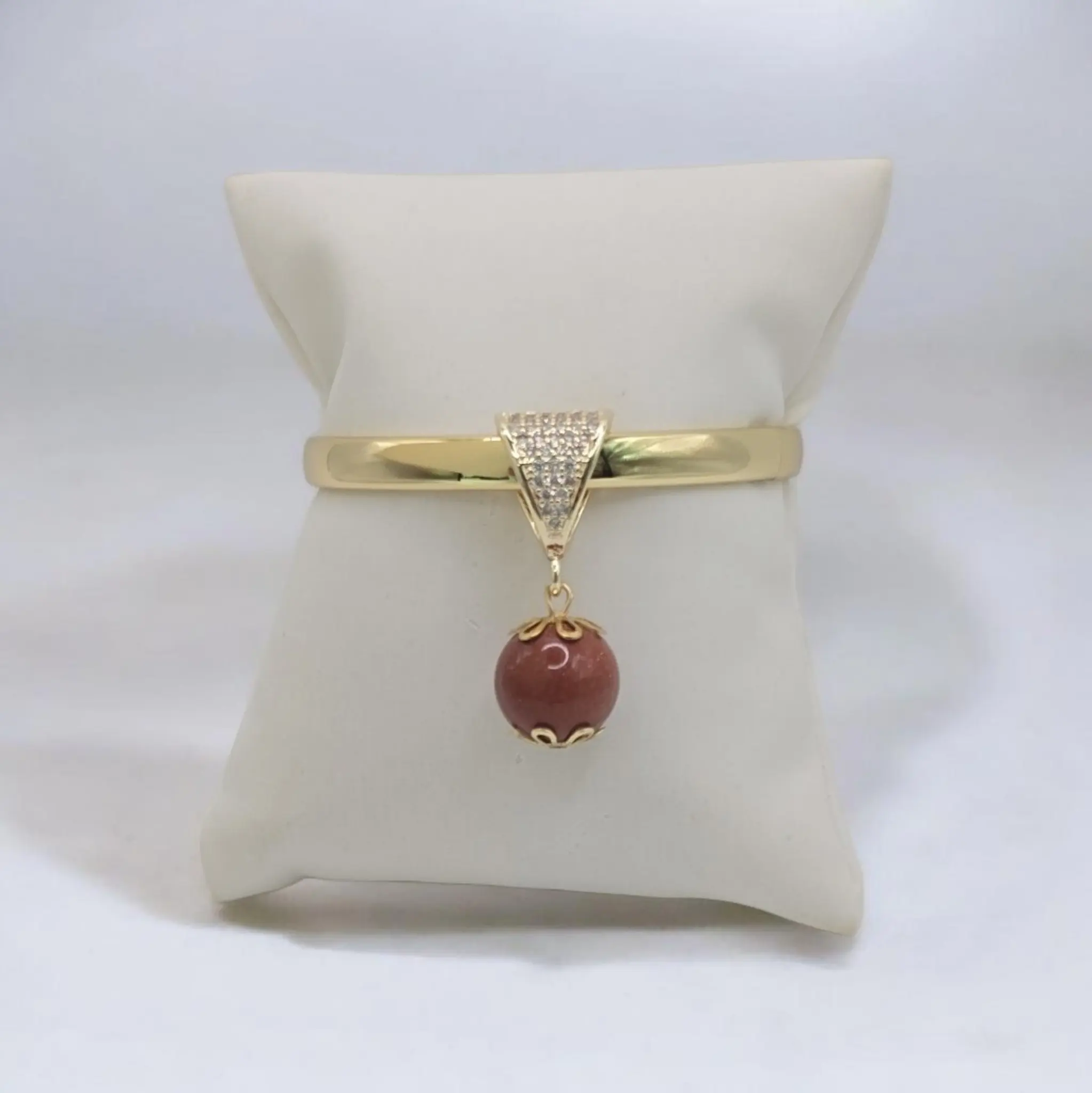 Bangle with Aventurine ball pendant