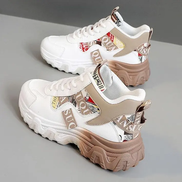 Vintage red/beige color-block high-top dad sneakers, 5 cm hidden height increase platform casual shoes, non-slip soft sole all-season streetwear footwear for women, #WomensSneakers #HeightBoostShoes #FallShoes2026 #StreetStyle Chunky Trainers White