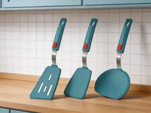 3-piece blue silicone spatula set, heat resistant up to 600°F. Flexible, nonstick-friendly design for eggs, pancakes, fish and daily cooking.