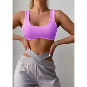 INVERSÉ CROP TOP IN LILAC