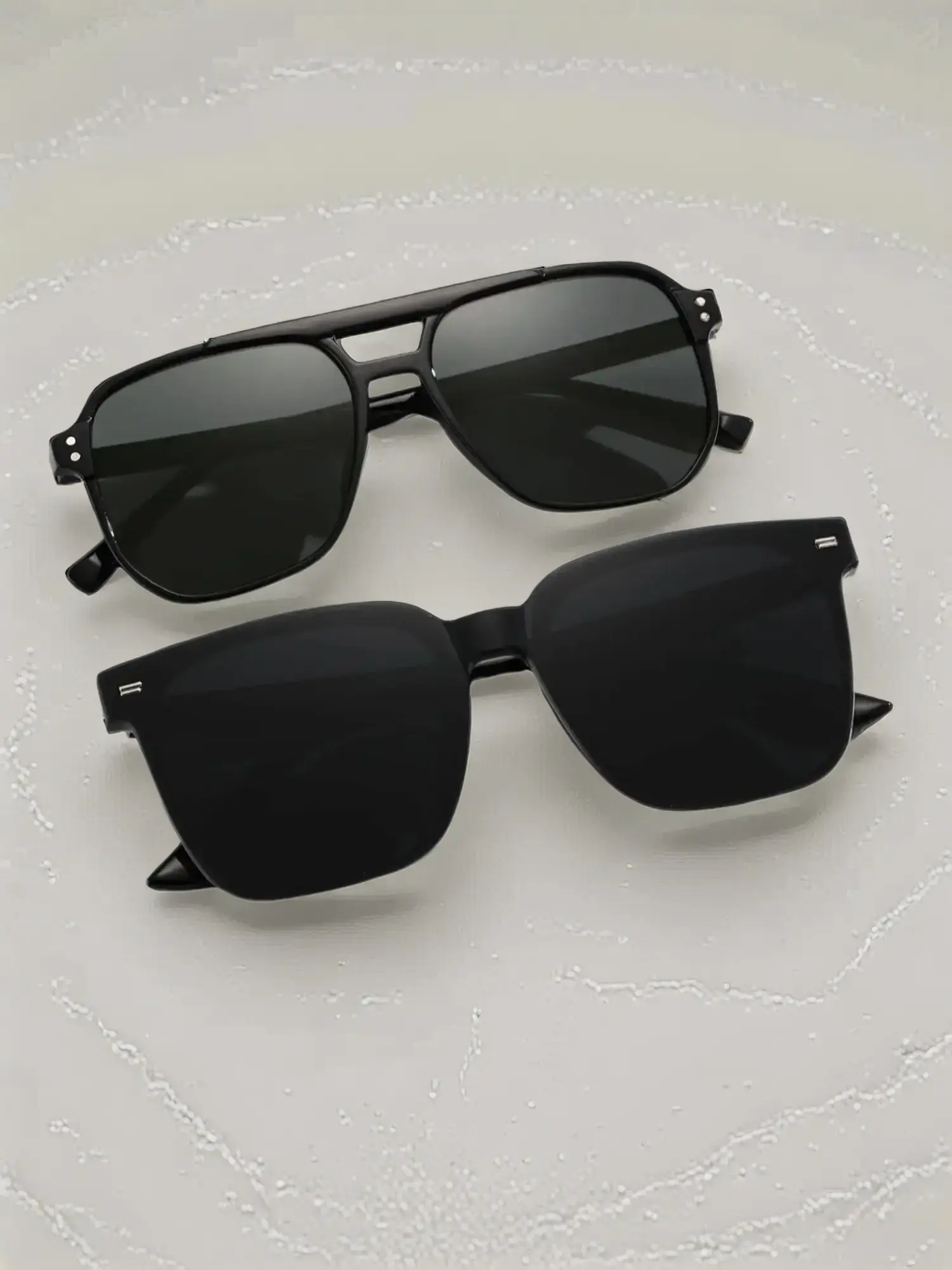 Simple Style Frames Summer Sports Sunglasses for Men & Women for Summer, Stylish Glasses, Trendy Casual High Quality Plastic Sunglasses for Travel & D