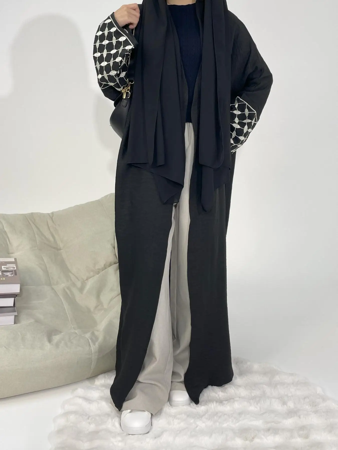 Women's Embroidery Long Abaya, Modest Casual Long Sleeve Open Front Outerwear for Daily Wear, Ladies Islamic Clothing for All Seasons