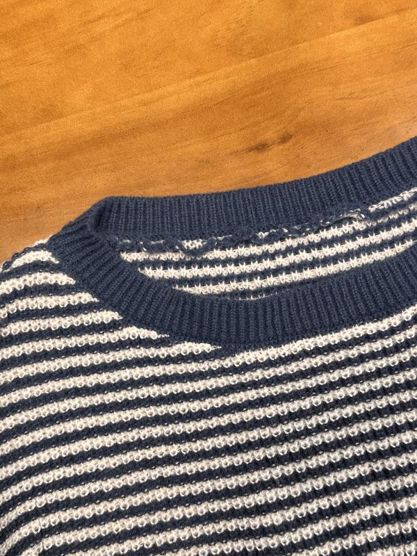 Women's Oversized Striped Knitted Sweater Off Shoulder Long Sleeve Pullover for winter 2026 Fashion Casual Knitwear Tops