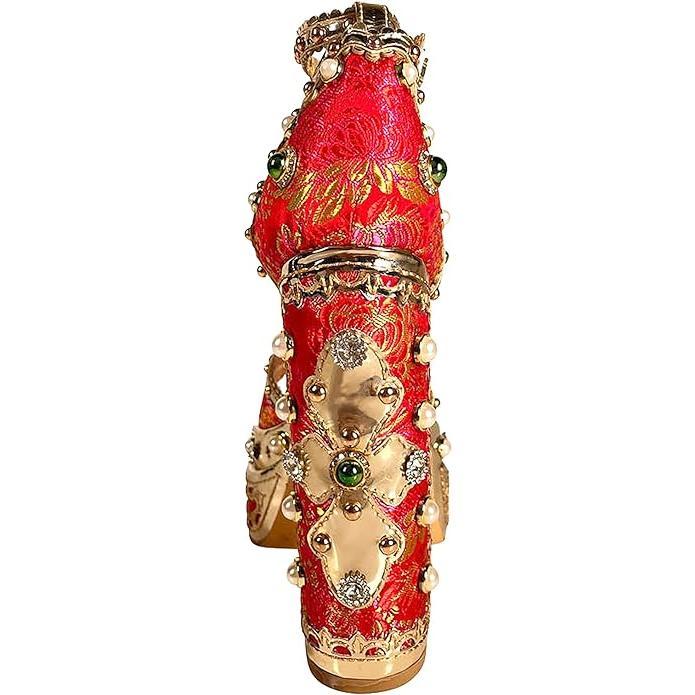 Celebrity Platform Heel walk in high heel