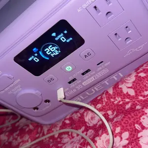 Product Review of BLUETTI Elite 30 V2 Portable Solar Generator 288Wh Battery 600W AC Output 9 Ports for Camping & Backup Power Station with Smart App & 10ms UPS from D**🤎