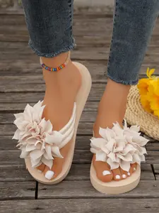 Trendy Women's Floral Sandals, Korean Style Slip-On Shoes, Comfortable Flat Sole Footwear, Perfect for Casual Beach Wear, Flat Slippers