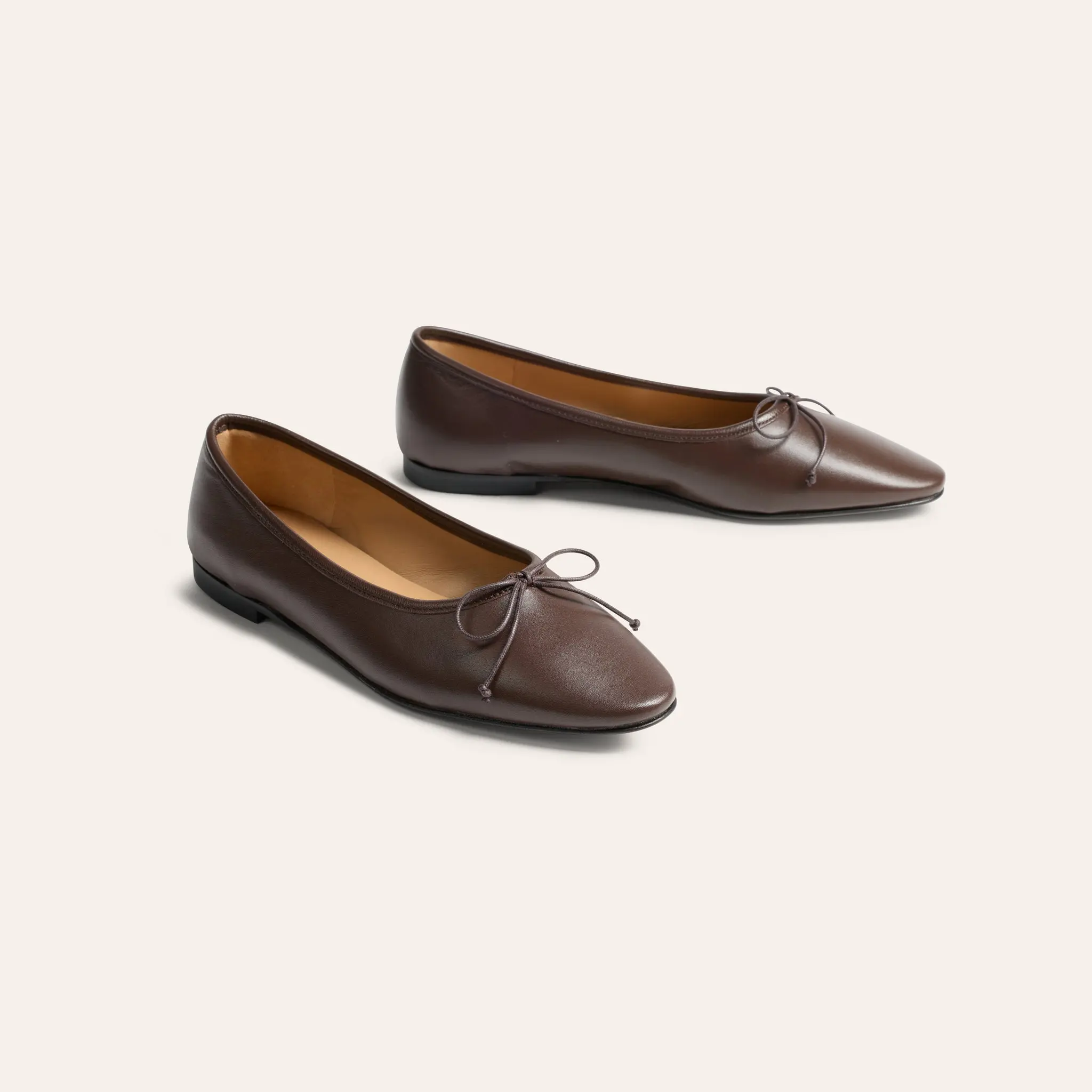 Como - Chocolate Leather