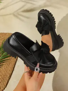 2026 Women's Bow Thick Sole Loafers, Fashion PU Leather Platform Shoes, All Seasons Less Than Ankle Height, Trendy Painted Leather