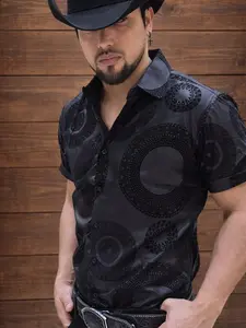 Pavini Men's Black Polo Shirt - 60% Cotton 35% Polyester 5% Spandex Blend for Comfort Flexibility & Durability