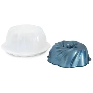 Nordic Ware Formed Aluminum Swirl Bundt & Keeper