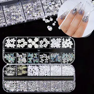 2pcs/ set Nail Pendant Set, Butterfly Nail Accessories, Nail Jewelry, Used for Nail Decoration and Handmade Design, Crystal Rhinestone Decorative Accessories for Nails and Feet