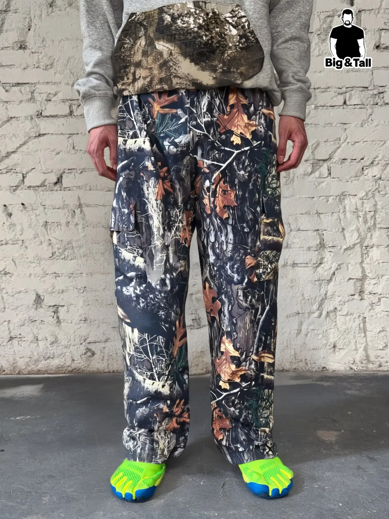 [Plus Size] Camo Leaf Print Trousers, Camouflage Casual Street Style Loose Baggy Comfy Straight Leg Trousers for Men, Casual Stylish Clothing, Plus Size Casual Wear Bottoms for All Seasons, Casual Street Pants