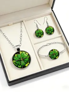 Lucky Four-Leaf Clover Jewelry Set: St. Patrick's Day themed green Lucky Grass necklace, earrings, and bracelet, designed for women—lucky jewelry gift, Fashionable Jewelry Set