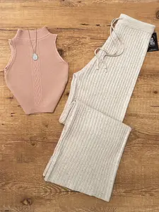 Women's Colorblock Mock Neck Knit Two Piece Set, Casual Fashion Sleeveless Top Vest and Wide Leg Pants for Summer, Fashion Women's Loungewear for Daily Wear, Womenswear, Clothes