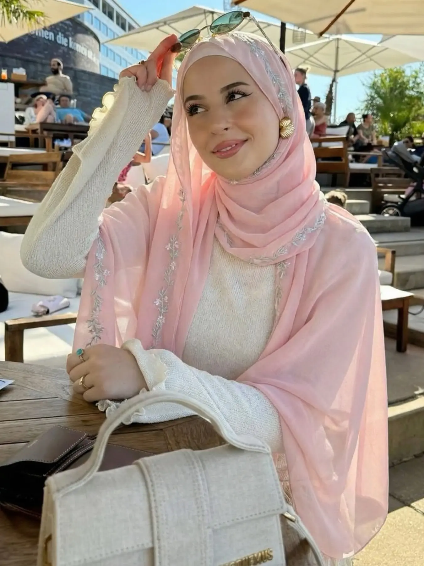 Women's Muslim Hijab Scarf, Embroidered Floral Design, Soft Silk Fabric, Breathable Scarf, Stylish & Comfortable Headscarf for Women, Summer Wrap