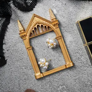 Creative Castle Shape Decor Frame, Sturdy Frame Design, Resin Prop Decoration, Home Decor, Desk Decor, Window Display, Photography Props, Party Decor