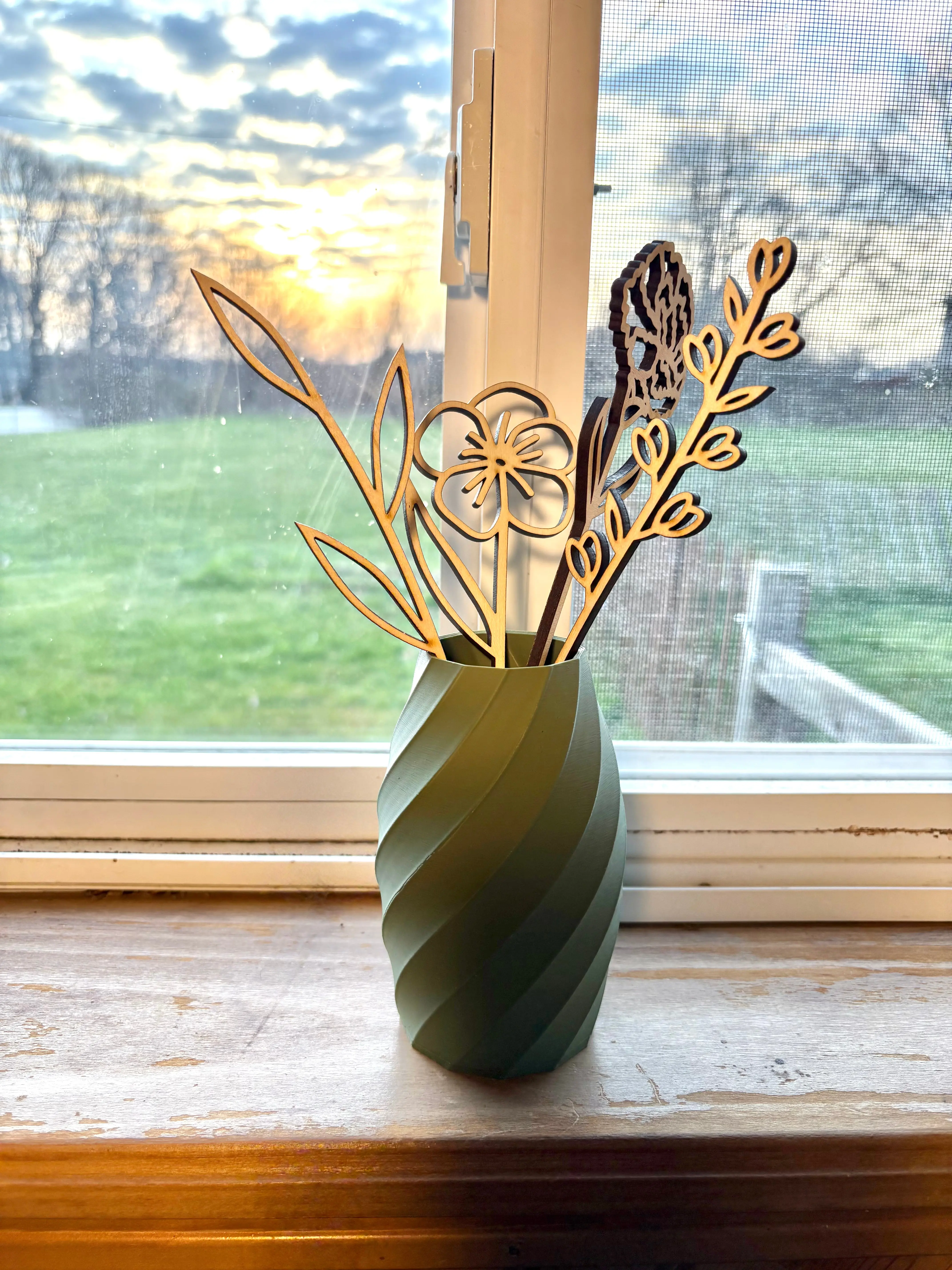 Wooden Birth Flowers