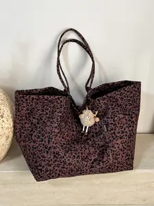 New Korean-style casual large-capacity tote bag, simple and casual leopard print plush keychain tote bag, lazy-style fashionable shoulder bag